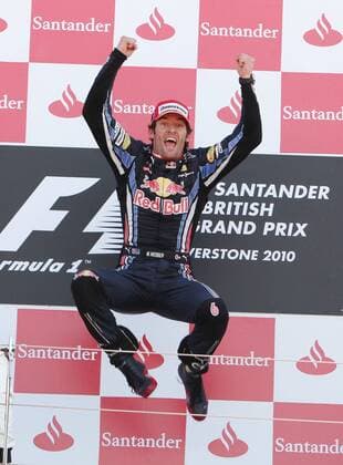 Sieger, Sprung, Mark Webber, Red Bull Racing, Formel 1, GP Great Britain, 11.07.10 o0 Jubel Freude