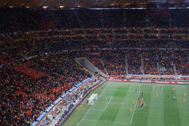 1 Jahr bis WM 2022: Historie, Stadien und Architektur Soccer City Stadion in Johannesburg (RSA) während des Finalspiels