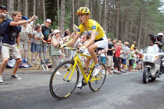 Andy Schleck (LUX Team Saxo Bank) - Leader Classification Overall - Event: Tour of France 2010 - Stage 12 - Bourge de Peage to Mende 210.5 km - Date: 12.07.2010 - Location: Mende - Lozere - France - Europe - Contact