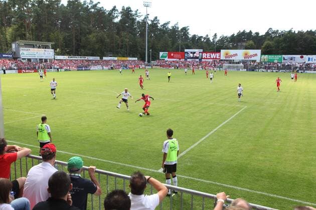 Hardtwaldstadion - SV Sandhausen