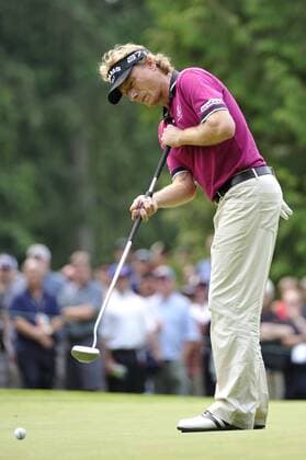 August 1, 2010.Bernhard Langer GER putts for a par save on the 13th green during the final round of the 31st U.S. Senior Open at Sahalee Country Club in Sammamish, Washington. .. - ZUMAch4