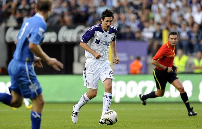 ANDERLECHT , 03 08 2010 FOOTBALL CHAMPIONS LEAGUE QUALIFICATION RSC Anderlecht (White) vs The New Saints of Oswestry and Llansantffraid FC (Blue): SACHA KLJESTAN c. 