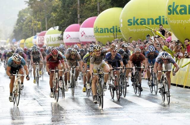 Andre Greipel (GER Team HTC Columbia, Mitte) - Finish - Stagewinner - Event: Tour of Poland 2010 - Stage 7 - Nowy Targ to Krakow 163.9. km - Date: 07.08.2010 - Location: Ustron - Poland - Europe - Contact o0 Etappensieg, Etappensieger, Jubel, Freude,