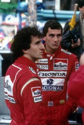 Alain Prost (Frankreich McLaren Honda, li.) mit seinem Teamkollegen Ayrton Senna (Brasilien McLaren Honda)  o0 Aufmacher Enttäuschung