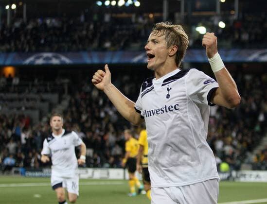 Tottenham s Roman Pavlyuchenko celebrates scoring his sides second goal UEFA Champions League Qualifying Young Boys Bern (yellow) v Tottenham Hotspur (white) 17th August, 2010 EDITORIAL USE ONLY. No use with unauthorised audio, video, data, fixture lists, club league logos or live services. Online in-match use limited to 120 images, no video emulation. No use in betting, games or single club league player publications. o0 Jubel Freude