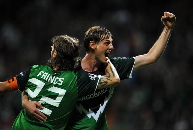 FUSSBALL CHAMPIONS LEAGUE SAISON 2010 2011 PLAY-OFFS HINSPIEL SV Werder Bremen - Sampdoria Genua 18.08.2010 Torsten FRINGS (li) und Tim BOROWSKI (re, beide Bremen) jubeln nach dem 2:0  o0 Freude