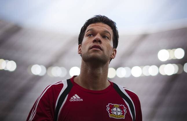 Leverkusen, 19.08.2010, Europa-League-Quali Michael Ballack (Bayer) --- Bayer Leverkusen (schwarz) - Tawrija Simferopol (weiß)