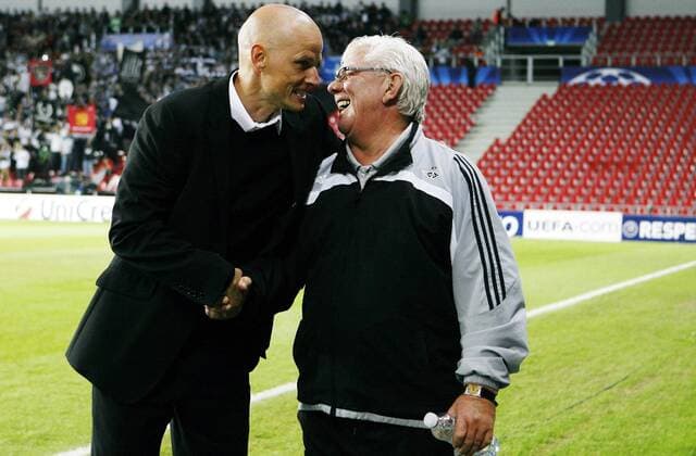 Fotball, 25. august 2010 , Nils Arne Eggen , Coach Nils Arne Eggen, Trondheim (R) und Stale Solbakken , Coach Kopenhagen : FC Kopenhagen - Rosenborg Trondheim - Qual. Champions League 