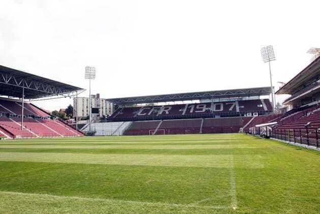 Dr. Constantin Radulescu Stadion - CFR Cluj o0 Leere