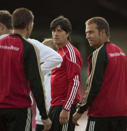 Köln, 05.09.2010, Fußball Training, Torwarttrainer Andreas Köpke, Bundestrainer Joachim Löw, Co Trainer Hans Dieter Flick (v.li., alle Deutschland) Hansi