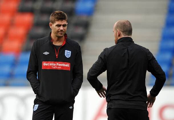 Football - England - England s Steven Gerrard (L) and Wayne Rooney during training at the St Jakobs Stadium, Basel 