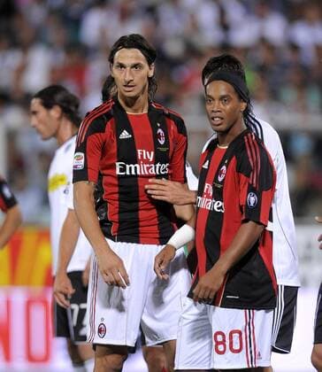 FUSSBALL INTERNATIONAL SERIE A SAISON 2010 2011 A.C. Cesena - AC Mailand 11.09.2010 Zlatan Ibrahimovic, Ronaldinho (v.li., AC Mailand) - 