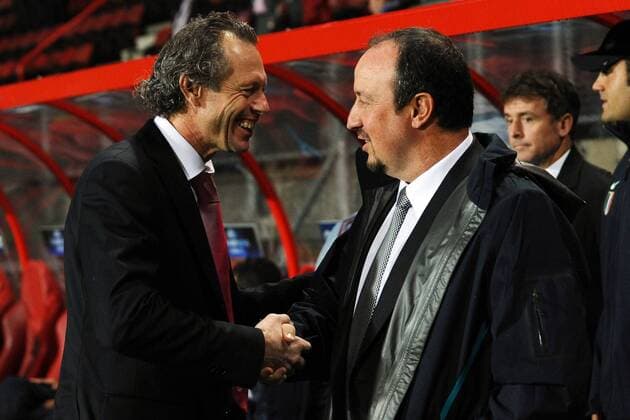 Champions League Twente Enschede (rot) vs Inter Mailand (blau) --- Trainer Rafael Benitez (Inter, R), Trainer Michel Preud homme (Twente)  o0 Rafa