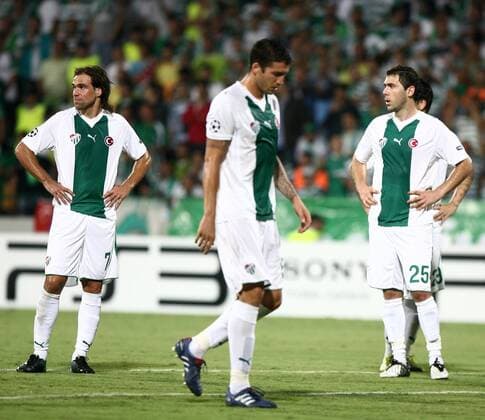 UEFA Champions League group C match between Bursaspor and FC Valencia at Ataturk Stadium in Bursa 14.09.2010 Valencia won scored 4 - 0 Pictured: Federico Insua (L) and Ivan Ergic (R) of Bursaspor. 