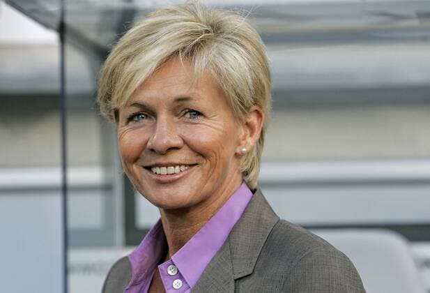 15.09.2010, Fussball Frauen Freundschaftsspiel , Deutschland - Kanada in Dresden. Bundestrainerin Silvia Neid (Deutschland)