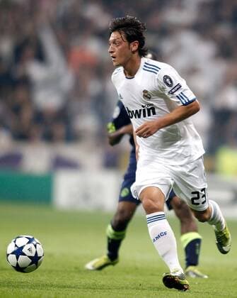 Real Madrid s Mesut Özil during the Champions League match. September 15, 2010.  (201009152261) o0 Aufmacher