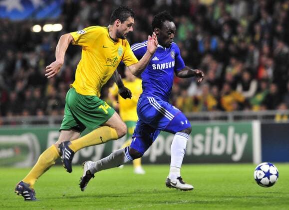 Chelsea FC London s Michael Essien (right) fights for the ball with Zilina s Tomas Oravec during the Champions League Group F soccer match between MSK Zilina and Chelsea FC London in Zilina, Slovakia, on Wednesday, Sept. 15, 2010. (CTKxPhoto JaroslavxPodhorsky)  CTKPhoto6201009150996401