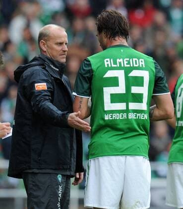 SV Werder Bremen - 1.FSV Mainz: Trainer Thomas SCHAAF (li) und Hugo ALMEIDA (re, beide SV Werder Bremen) 