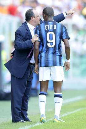 Palermo 19 09 2010 - Serie A US Palermo - Inter Mailand: Samuel Eto o und Trainer Rafael Benitez (li., beide Inter Mailand) -  o0 Etoo Rafa