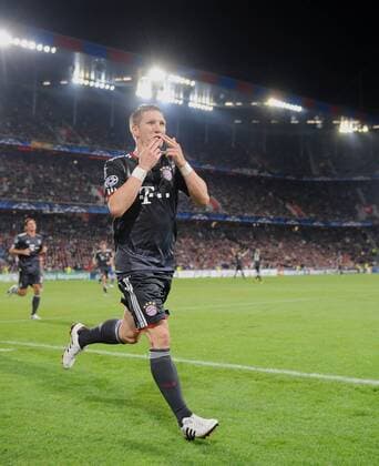 FUSSBALL CHAMPIONS LEAGUE 2010 2011, FC Basel - FC Bayern München 1:2, am 28.09.2010, Bastian Schweinsteiger (Bayern) -  o0 Jubel, Freude