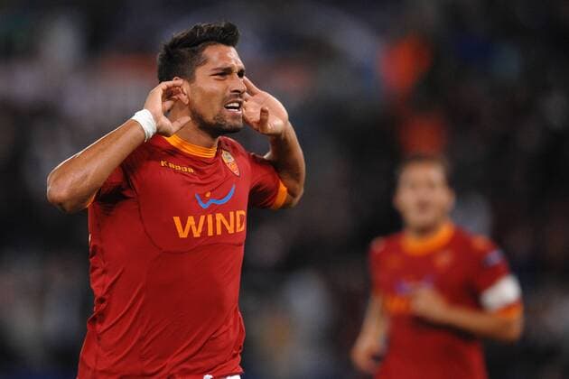Marco BORRIELLO (AS Rom). Roma 28 09 2010 - Champions League 2010 2011, AS Rom - CFR Cluj : ANDREAXSTACCIOLI o0 Jubel, Freude