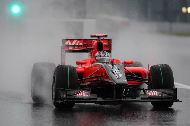 Saturday Practice, Timo Glock (GER), Virgin Racing, VR-01 Japanese Grand Prix 07-10 October 2010  o0 Spray, Regen