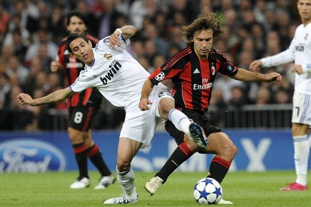 Real Madrid (weiß) vs AC Milan (schwarz): Angel Di Maria li.-Andrea Pirlo 