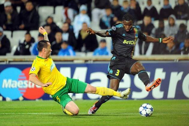 Olympique Marseille (schwarz) vs MSK Zilina (gelb)- Uefa Champions League - Taye TAIWO re. vs Lubomir GULDAN - xAnthonyBibardxFEPx 