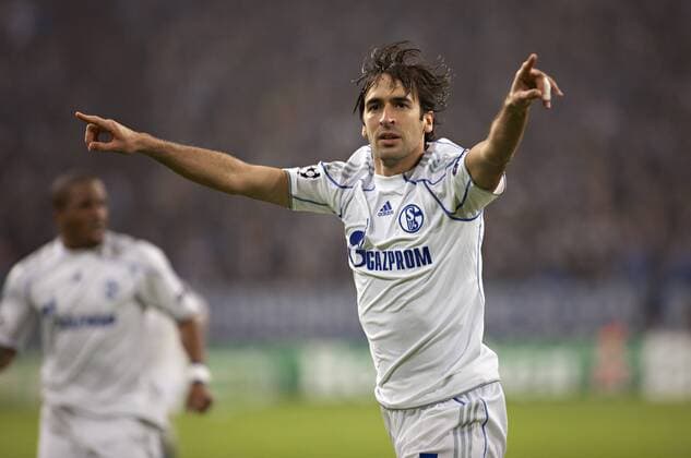 Gelsenkirchen, 20.10.2010, Torjubel: Raul (Schalke) - FC Schalke 04 vs. Hapoel Tel Aviv