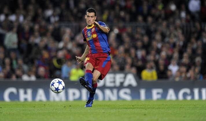 FC Barcelona (rot blau) vs FC Kopenhagen (weiß) - Champions League - 20.10.2010 - Sergio Busquets (Barca) --- xPLargox 