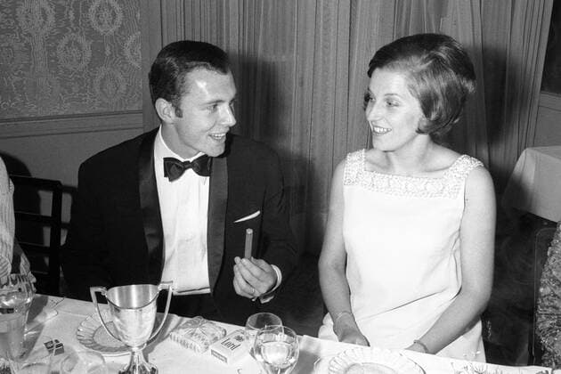 Franz Beckenbauer (Bayern) mit seiner Frau Brigitte während der Saisonabschlussfeier des FC Bayern im Hotel Bachmair am Tegernsee Fußball 1. BL Herren Saison 1966 1967, FC Bayern München, Fest, Feier, Saisonabschlussfeier, privat Gruppe Tegernsee Freude,