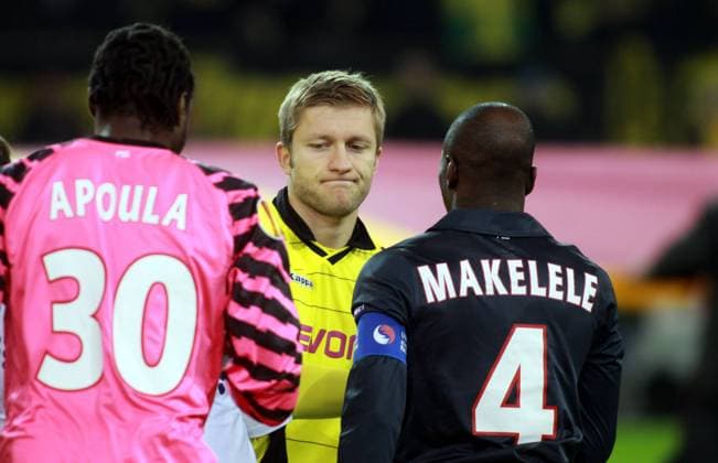 JAKUB KUBA BLASZCZYKOWSKI (BVB, Mitte) - Borussia Dortmund (BVB, gelb) - Paris Saint Germain (PSG, blau) -  101021HER006