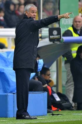 24.10.2010, Parma - Serie A 2010 2011 - FC Parma (weiß) vs AS Rom (rot) 0:0 --- Trainer Claudio Ranieri (Roma) 