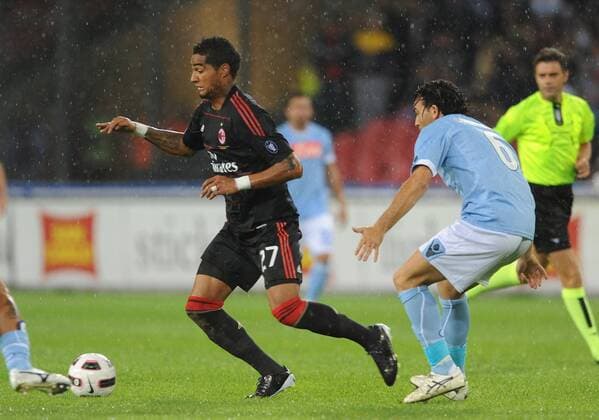 Kevin PRINCE BOATENG (L) - SSC Neapel (blau) vs AC Mailand (schwarz)