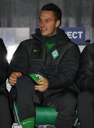 FUSSBALL CHAMPIONS LEAGUE SAISON 2010 2011 GRUPPENPHASE SV Werder Bremen - Twente Enschede 02.11.2010 Marko ARNAUTOVIC (Bremen) sitzt zu Beginn des Spiels auf der Ersatzbank 
