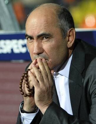 KAZAN, RUSSIA. NOVEMBER 2, 2010. Rubin s head coach Kurban Berdyev seen during an UEFA Champions League match between Rubin Kazan and Panathinaikos Athens. The match ends in a 0-0 draw.  RE0DB105