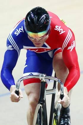 06.11.10 PRUSZKOW EUROPEAN ELITE TRACK CHAMPIONSHIP - sprint qualifying NZ Chris Hoy GBR  AN3C8113