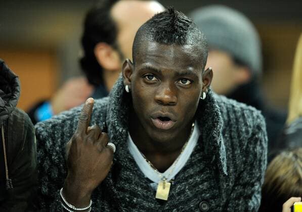 FUSSBALL INTERNATIONAL SERIE A SAISON 2010 2011 Inter Mailand - AC Mailand 14.11.2010 Mario Balotelli (ITA Manchester City)  o0 privat