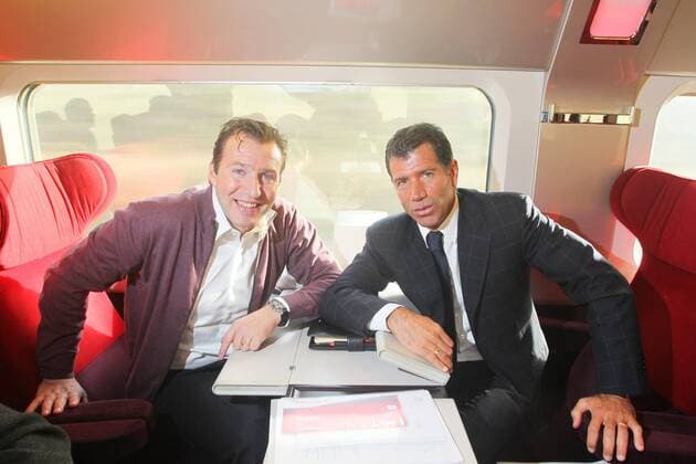 Paris: Präsentation der belgisch-niederländischen Kandidatur für die WM 2018: - 12.11.2010 - MARC WILMOTS BEL li. und ENZO SCIFO BEL xPhotoNewsx 