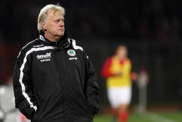 Fußball, Trainerhistorie, Rot-Weiß Oberhausen Rot Weiß Oberhausen - Arminia Bielefeld, Hans-Günter Bruns (Trainer RWO)
