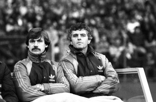 Trainer Erich Ribbeck (re.) und Co Trainer Reinhard Saftig (beide Borussia Dortmund) o0 1. BL, Saison 1984 1985, BVB, Frankfurt