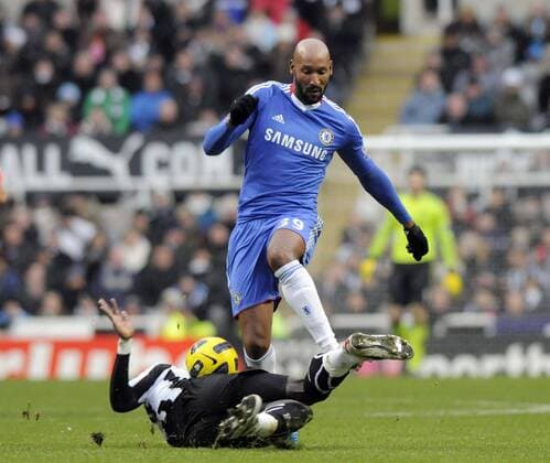 Newcastle United s Cheik Tiote and FC Chelsea s Nicolas Anelka (R). Barclays Premier League, Newcastle United v Chelsea FC London, 28th November, 2010 EDITORIAL USE ONLY. No use with unauthorised audio, video, data, fixture lists, club league logos or live services. Online in-match use limited to 120 images, no video emulation. No use in betting, games or single club league player publications.
