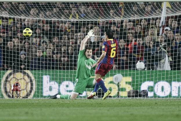 Tor von Xavi Hernandez (Barcelona) vs Iker Casillas FC Barcelona vs Real Madrid - Primera Division 2010 2011 xVIxMarcaxMediaxIVx