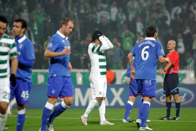 Champions League Bursaspor (Bursa White) vs. Glasgow Rangers 1:1 (blue) Leonel Nunez of Bursaspor.  o0 Enttäuschung