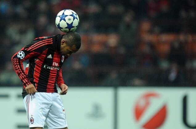 ROBINHO , AC Milan - AC Milan vs Ajax Amsterdam (blau) Champions League 2010 2011 NicoloXZangirolami