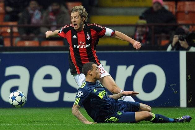 Massimo AMBROSINI , AC Milan - AC Milan vs Ajax Amsterdam (blau) Champions League 2010 2011 NicoloXZangirolami