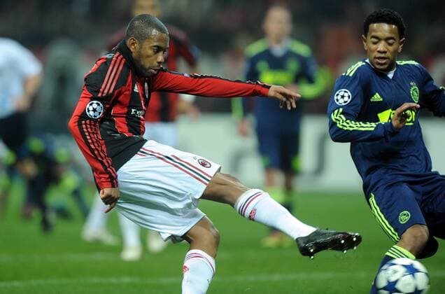 ROBINHO , AC Milan - AC Milan vs Ajax Amsterdam (blau) Champions League 2010 2011 NicoloXZangirolami