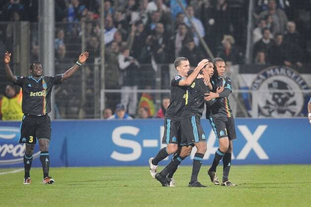 Olympique Marseille (OM) - Chelsea FC London 1:0 - Jubel OM mit dem Torschützen BRANDAO (2R) - NLEGOUIC - 