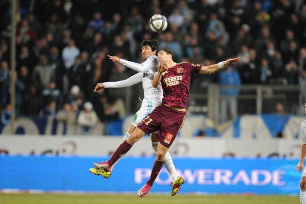 Ligue 1, Olympique Marseille (weiß) - Olympique Lyon (rot): LUCHO Gonzalez (li.) gegen Maxime GONALONS - NxLEGOUICxFEP - 
