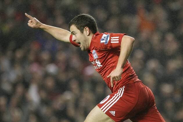 Premier League, FC Liverpool vs. Bolton Wanderers: Joe Cole of Liverpool FC (red) celebrates his winner at Anfield  o0 Jubel Freude